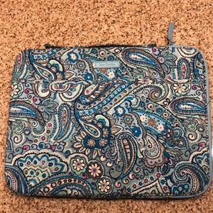 Vera Bradley Laptop case - blue paisley